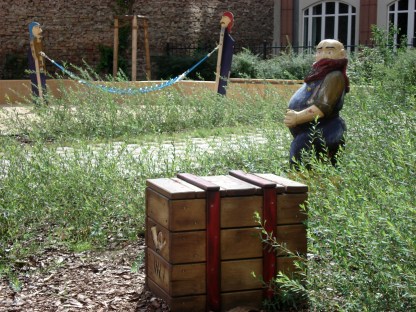 Cronaca del viaggio in una terra sconosciuta tra immagini e parole