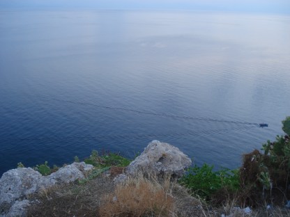 Cronaca del viaggio in una terra sconosciuta tra immagini e parole