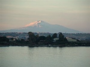 Etna dal mare - Foto di Maria Allo