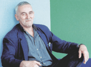 valentino-zeichen-749675_tn