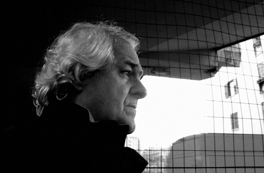 Scrivere è ogni volta rinnovare la ferita: intervista a Milo De Angelis (a cura di Mauro&nbsp;Massari)