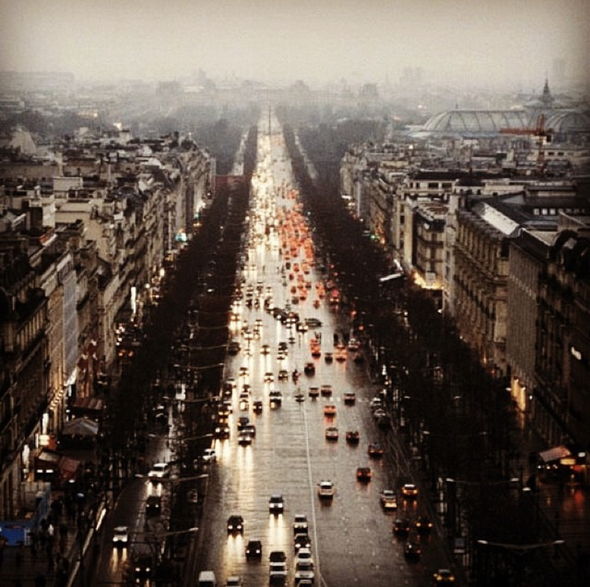 Il demone dell’analogia #82:&nbsp;Parigi